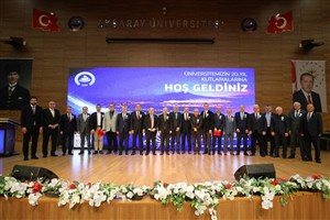 Aksaray Üniversitesinde 20. yıl coşkusu açılış töreniyle başladı