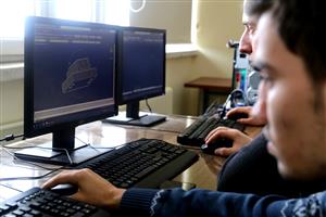 ASÜ, Sektör Kampüste Programına Dahil Oldu 