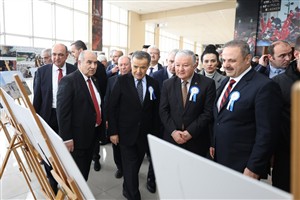 Aksaray Üniversitesinde 20. yıl coşkusu açılış töreniyle başladı