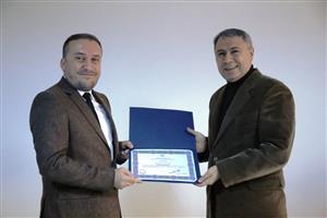 ASÜ İyi Bir Altyapıya ve Değerli Bir Kadroya Sahip 