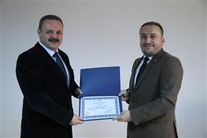 ASÜ İyi Bir Altyapıya ve Değerli Bir Kadroya Sahip 