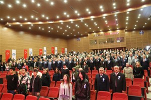 Aksaray Üniversitesinde 20. yıl coşkusu açılış töreniyle başladı