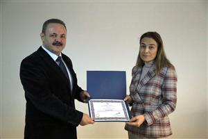 ASÜ İyi Bir Altyapıya ve Değerli Bir Kadroya Sahip 